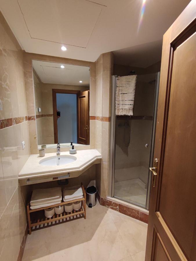Costalita On The Beach - 3 Bedroom Cosy Apartment Estepona Zewnętrze zdjęcie