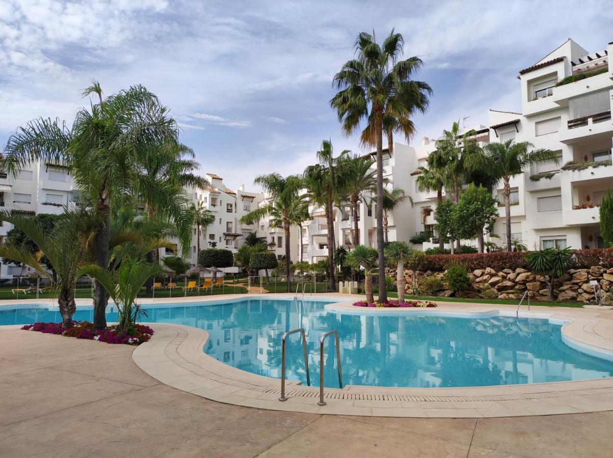Costalita On The Beach - 3 Bedroom Cosy Apartment Estepona Zewnętrze zdjęcie