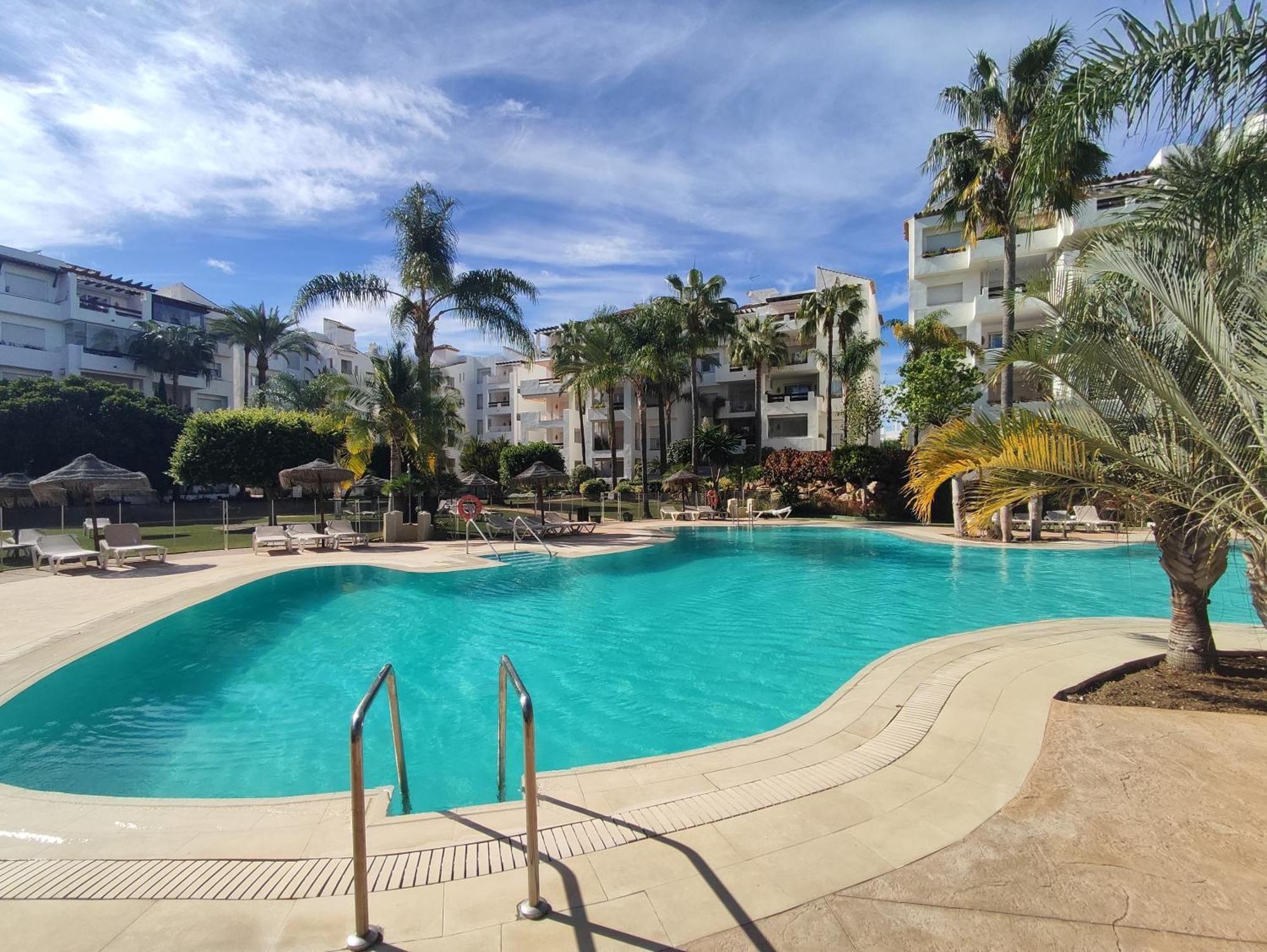 Costalita On The Beach - 3 Bedroom Cosy Apartment Estepona Zewnętrze zdjęcie